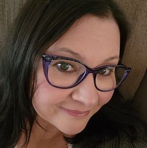 Meet your Posher, Cindy